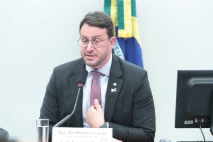 Comissão da Câmara aprova regras para bem-estar animal no audiovisual e em publicidades