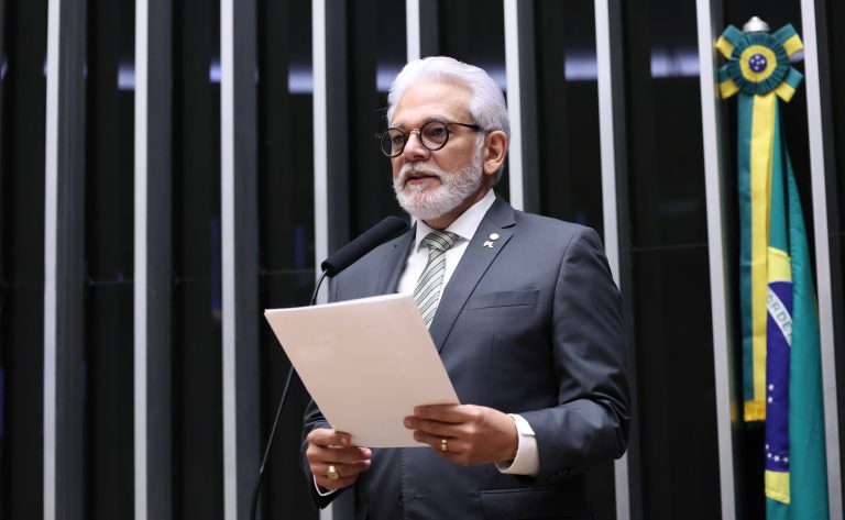 Comissão da Câmara aprova proteção jurídica para quem alerta sobre crimes contra crianças e adolescentes