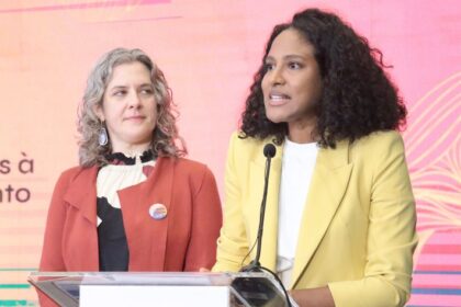 Câmara lança relatório sobre dignidade menstrual e mapeia 51 projetos que tratam saúde feminina