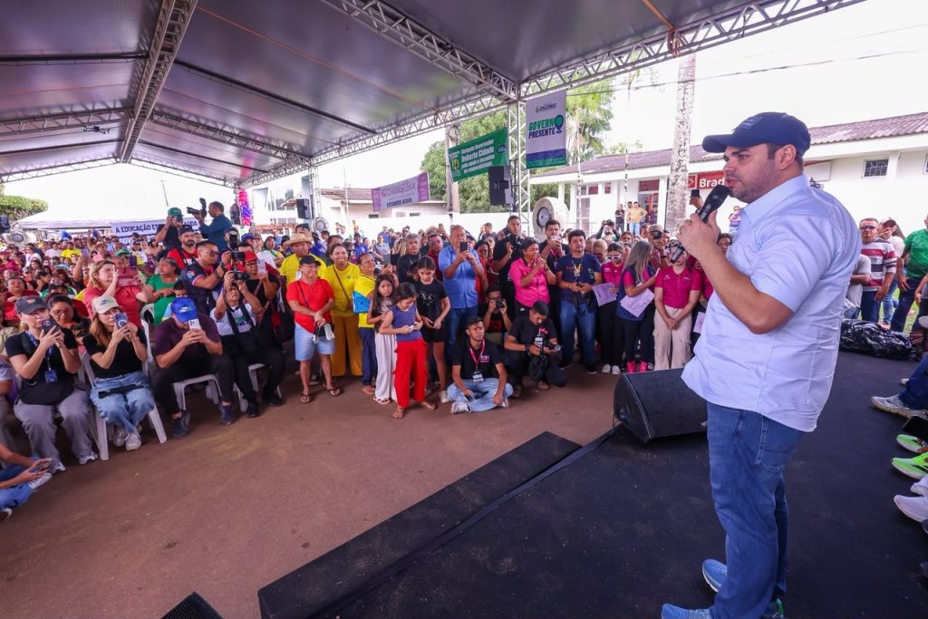 Governador Roberto Cidade leva 37ª edição do Governo Presente ao Careiro Castanho com entregas para o setor primário, cidadania e assistência social