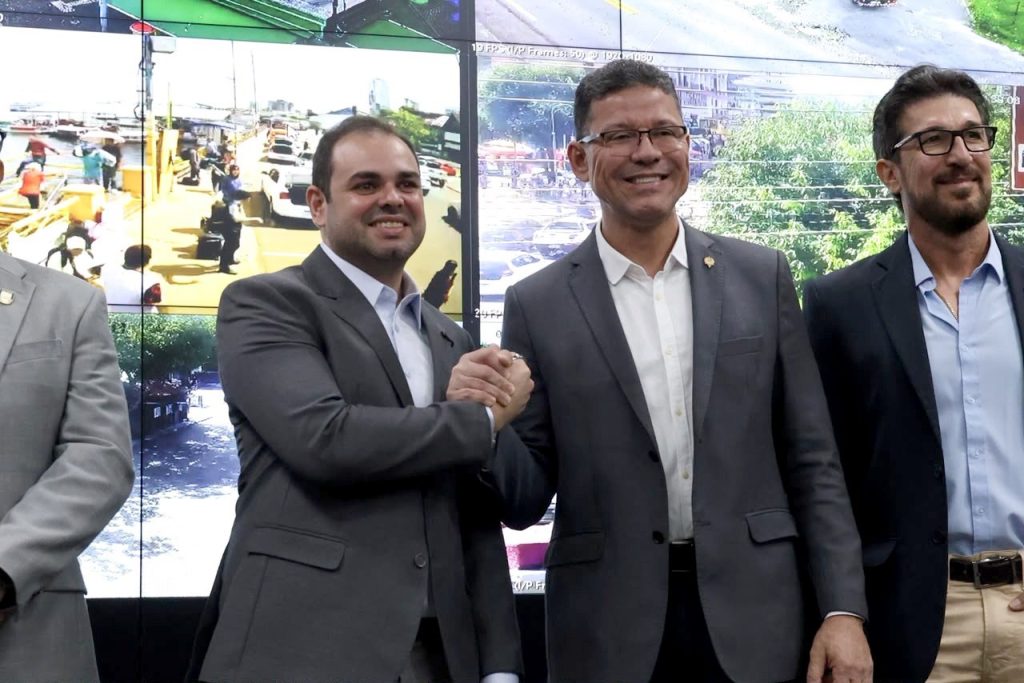 Governador Roberto Cidade apresenta modelo inteligente de segurança pública ao governador de Rondônia