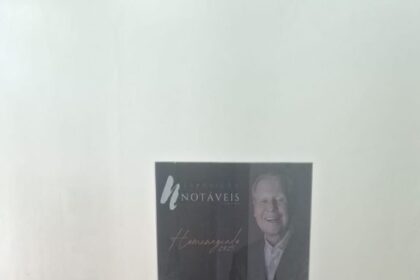 Exposição fotobiográfica no Palácio da Justiça homenageia mais de 80 personalidades que marcaram a história do Amazonas