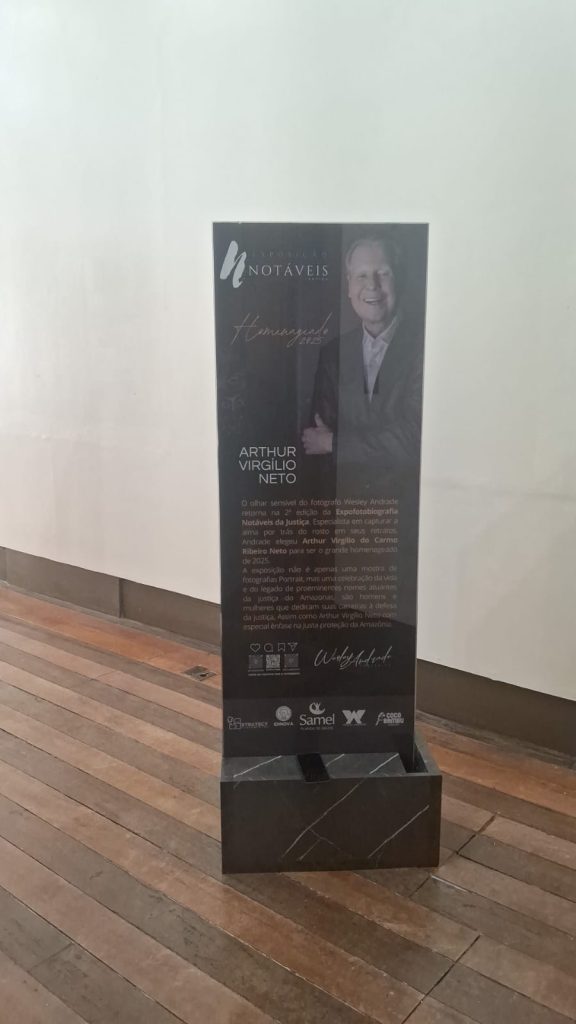 Exposição fotobiográfica no Palácio da Justiça homenageia mais de 80 personalidades que marcaram a história do Amazonas