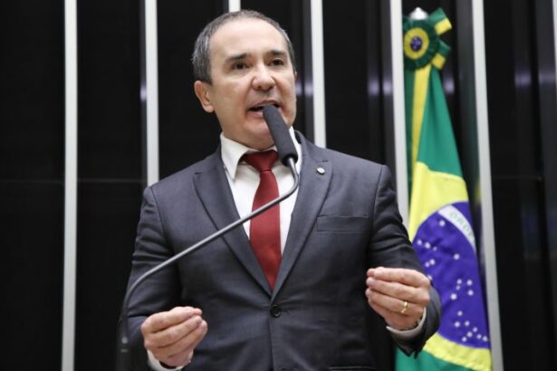 Comissão da Câmara aprova isenção de IRPJ e CSLL para startups que reinvestirem lucros em pesquisa e inovação tecnológica