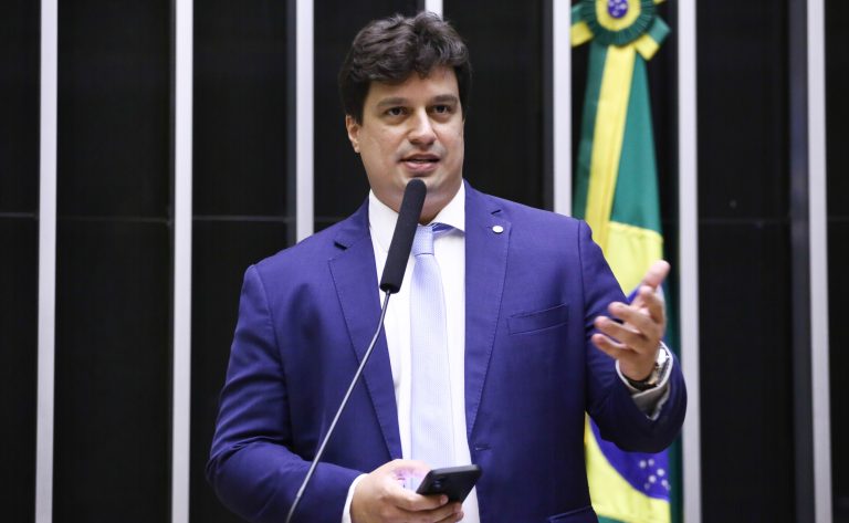 Câmara aprova projeto que define responsabilidade dos sócios por dívidas após encerramento de empresas