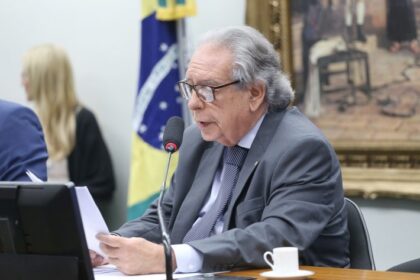 CCJ aprova notificação compulsória do distúrbio vocal relacionado ao trabalho visando proteção de profissionais