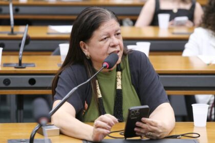 Lei 15.426/26 define transparência e deveres para conselhos da criança e do adolescente em todo o país