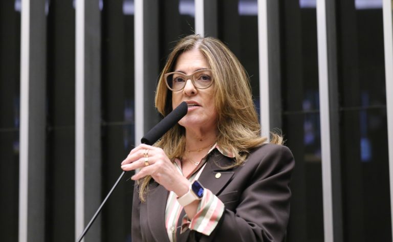Comissão aprova direito de recurso para mulheres contra decisões que negam medidas protetivas de urgência