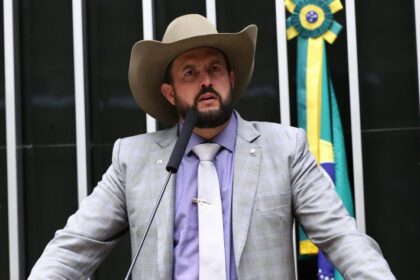 Comissão da Câmara aprova criação do Programa Diesel Justo para compensar custos de manutenção provocados pelo aumento do biodiesel
