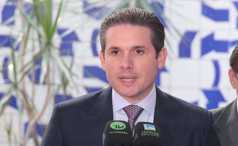 Câmara dos Deputados vai votar Projeto de Lei 1838/26 que fixa jornada de trabalho em até 40 horas semanais