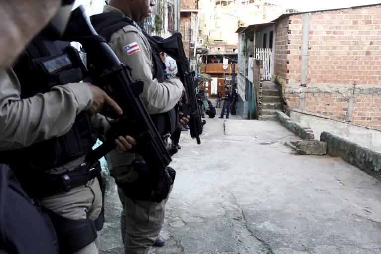 Câmara aprova aumento de penas e altera regras para crimes no primeiro semestre de 2026