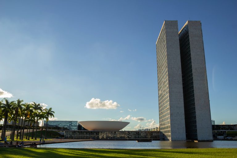 Câmara dos Deputados envia ao STF documentos que comprovam tramitação de emendas parlamentares de comissões