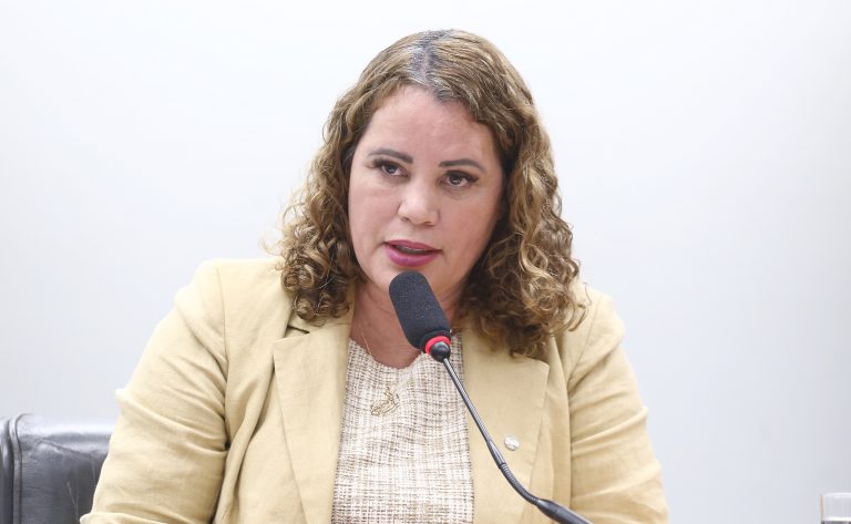 Câmara aprova criação da Política Nacional de Saúde na Escola e consolida ações do Programa Saúde na Escola