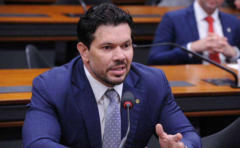 PEC 47/23 prevê opção por remuneração da União para servidores dos ex-territórios do Amapá, Rondônia e Roraima
