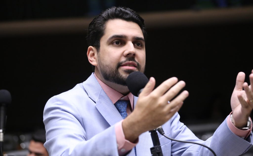 Projeto de Lei 1133/26 cria política de atendimento psicológico voluntário com dedução no Imposto de Renda