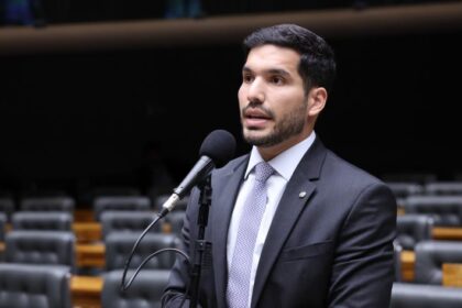 Comissão da Câmara aprova Sistema Nacional de Prevenção à Violência Juvenil para reduzir homicídios e evasão escolar entre jovens