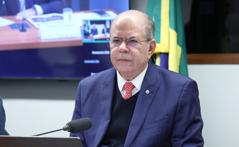Câmara aprova na CCJ projeto que prevê monitoração eletrônica de condenados por estupro de vulnerável