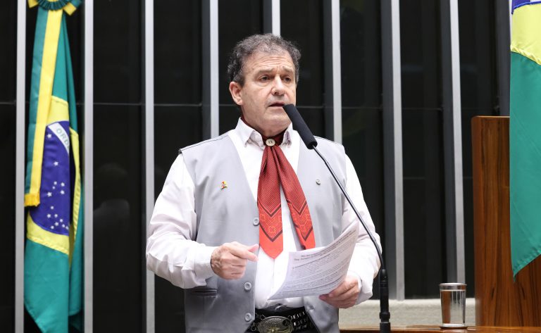 Projeto de lei cria Política Nacional de Incentivo à irrigação para agricultores familiares e pequenos produtores