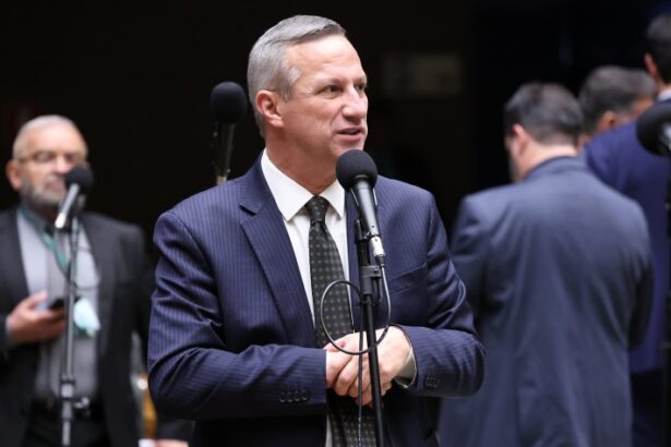 Comissão da Câmara aprova dedução no IRPF de gastos com armas, munições, coletes e cursos para profissionais de segurança
