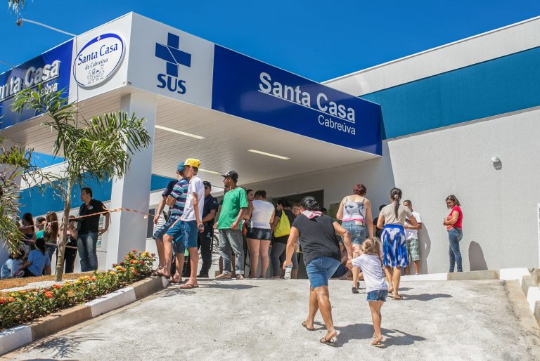 Lei 15.486/26 prorroga até 2030 aplicação do FGTS em crédito para hospitais filantrópicos e santas casas